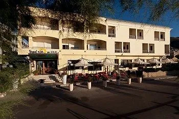 Scopri i migliori hotel sul mare Cefalù per un soggiorno indimenticabile!